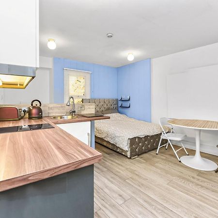 Cosy Studio Flat On A Budget Leilighet London Eksteriør bilde